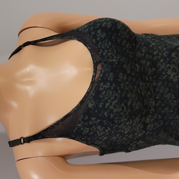 Lole tank top size small - Picture 3 of 9